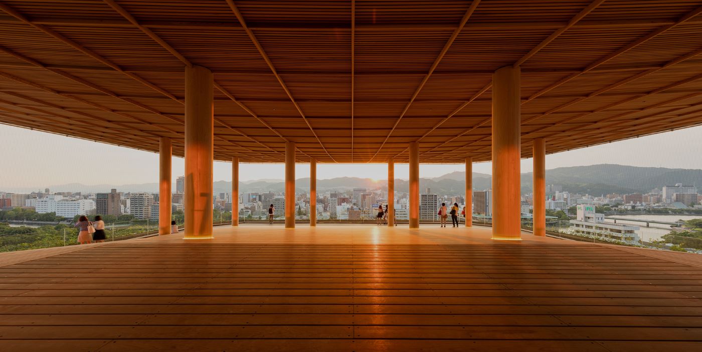 The lookout deck Copyright©HIROSHIMA ORIZURU TOWER